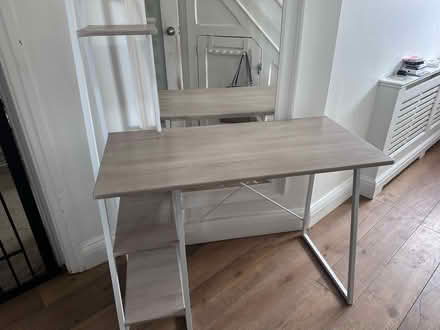 Photo of free Desk - almost new (Lee SE12) #4