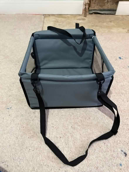 Photo of free Dog Car Seat / Carrier (Great Amwell SG12) #3