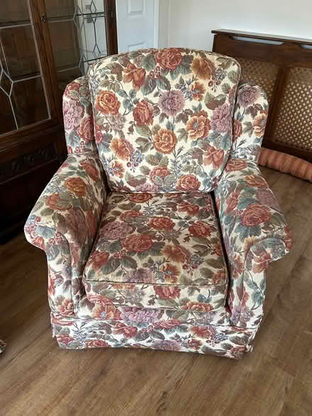 Photo of free Sofa and 2 chairs (Woolpit, Bury St Edmunds) #3