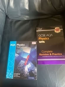 Photo of free GCSE AQA Revision Physics Books (Gosforth NE3) #1