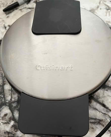 Photo of free Cuisinart Class Round waffle iron (Danvers near 62/128/35) #1