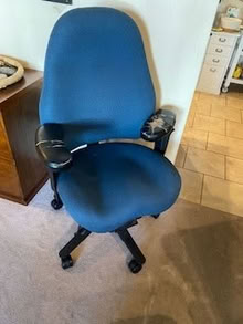 Photo of free Office chair for tall people (Rose Garden, Harrison Street) #2