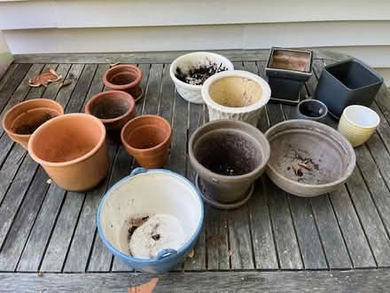 Photo of free Pots for plants (In the Heights) #1
