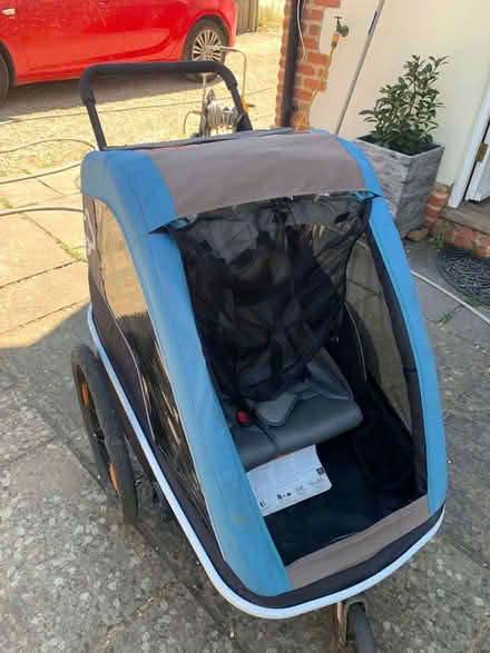 Photo of free Hamax bike trailer for two (Whittlesford CB22) #1