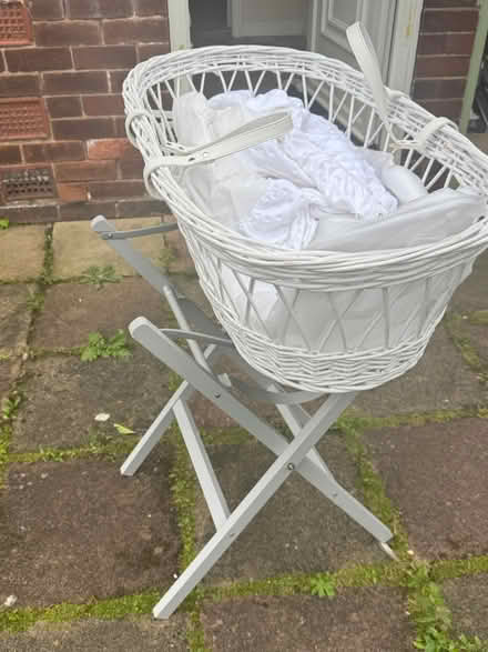 Photo of free White Moses basket (Spennymoor) #3