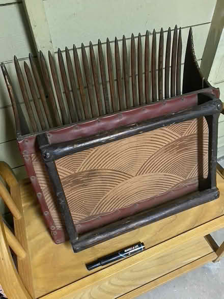 Photo of free Cranberry scoop magazine holder (Nr Fresh Pond & Mt Auburn Cem.) #1