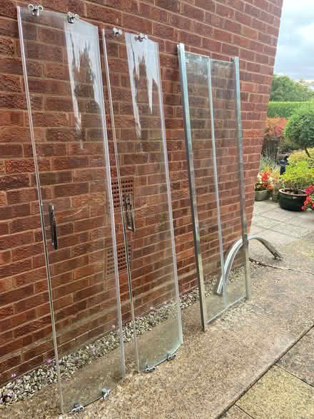 Photo of free 8mm toughened glass from shower cubicle (4 pieces) (Malvern Wells WR14) #2