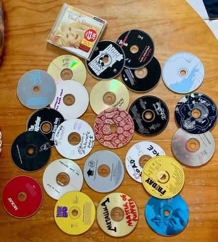 Photo of free CDs without cover (Dun Laoghaire/Killiney) #1