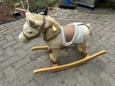 Photo of free Rocking horse (Crestview, off viewmount) #1