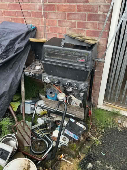Photo of free Gas Barbecue (Moor Allerton LS17) #1