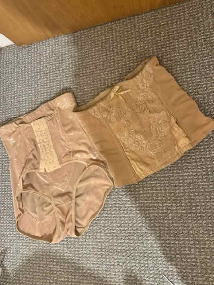 Photo of free New pants(Thongs and sport bras) (Bd1) #2