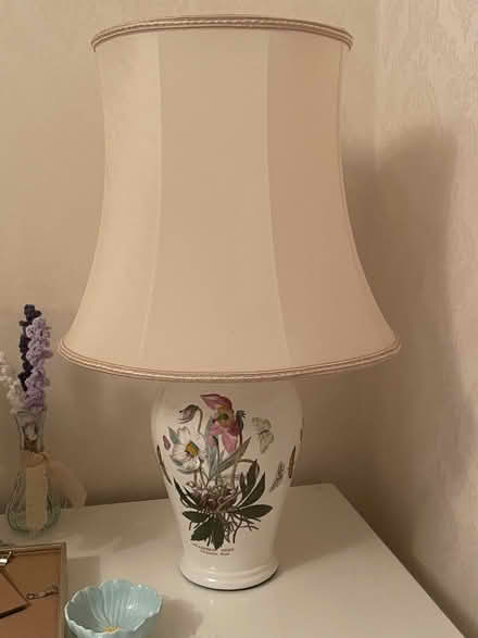 Photo of free Portmerion table lamp (Southdown) #1