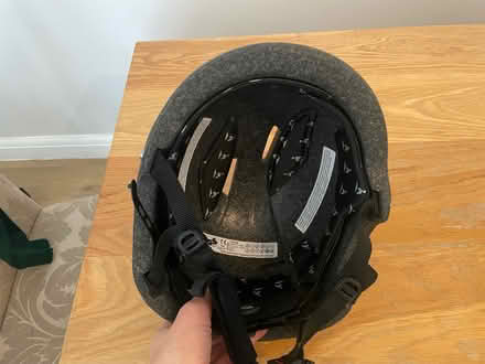 Photo of free Black helmet 57-61cm (teen/adult) (Rm3) #4