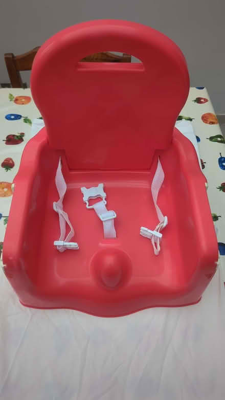 Photo of free Travel High Chair or booster seat (Shevington WN6) #1