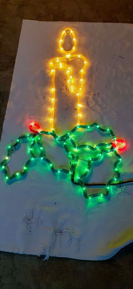 Photo of free Outdoor Christmas light #8 (Bradville MK13) #1