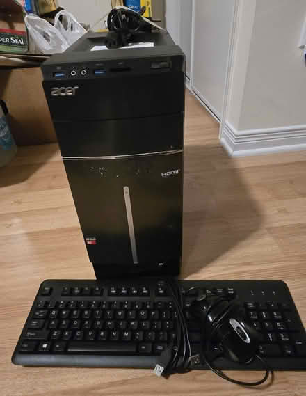 Photo of free ACER Desktop - NO MONITOR included (Kanata Lakes) #1