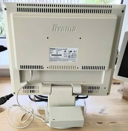 Photo of free 17" computer monitor (Pinnocks Lane, Baldock) #2