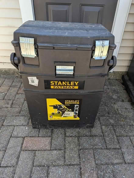 Photo of free Stanley 1-94-210 FatMax toolbox (Piney orchard, Odenton) #3