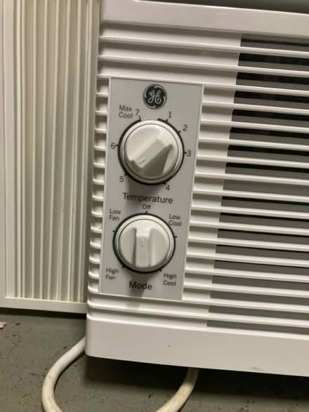 Photo of free Small window A/C unit (Parsippany) #2