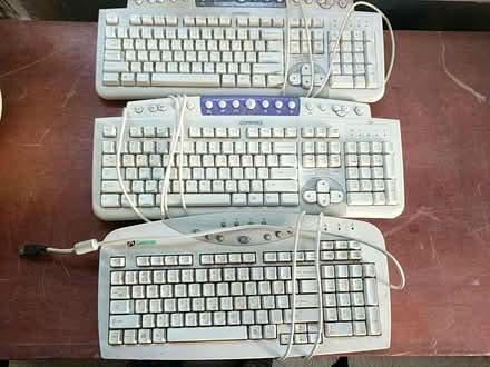 Photo of free three old high-quality keyboards (Ann Arbor near Hillside Terr.) #1