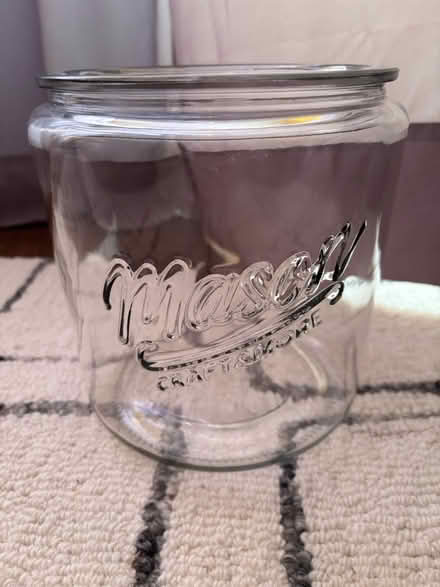 Photo of free Big glass jar (Rego Park) #1