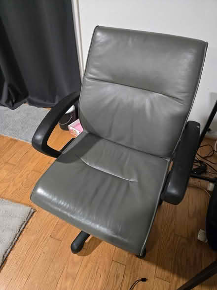 Photo of free Computer chair (Bowie) #1