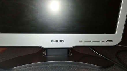 Photo of free philips computer monitor (Royal Leamington Spa CV32) #2