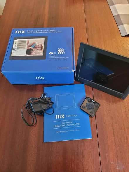 Photo of free NiX 8 inch digital picture frame (Toronto) #1
