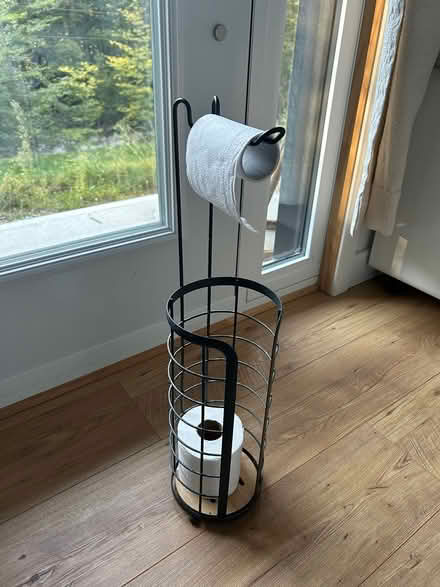 Photo of free Toilet paper holder (Beechwood/New Edinburgh) #2