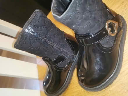 Photo of free Little boots (Idle BD10) #2