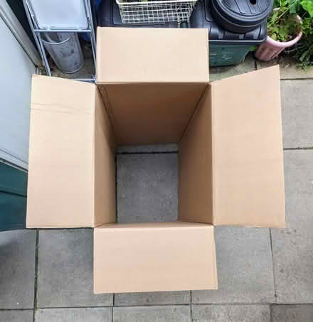 Photo of free Large box (no bottom part) (Greenbank PL4) #2