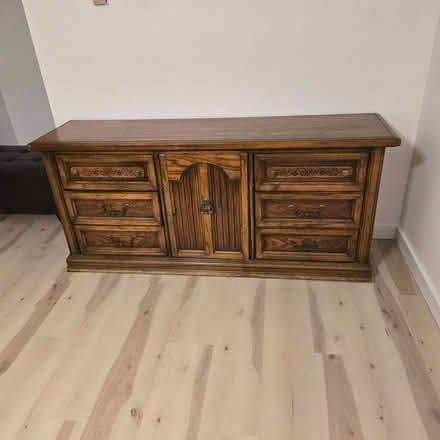 Photo of free furniture (Thickson and Dundas) #1