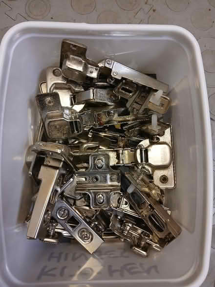 Photo of free Kitchen cupboard hinges (Spondon DE21) #1