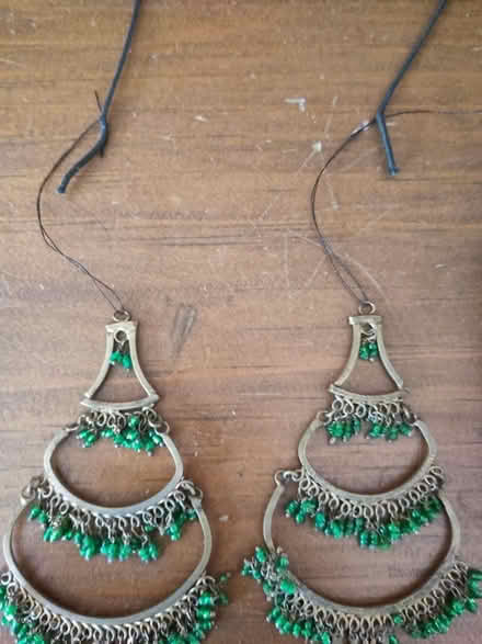 Photo of free Broken jewelry (for crafts?) (Ann Arbor Northwest Side) #2