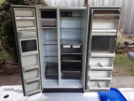 Photo of free GE Refrigerator - Fridge (South Seattle) #4