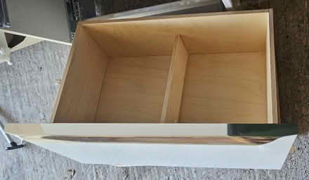 Photo of free Washbasin with vanity unit - without tap. (CT10) #4