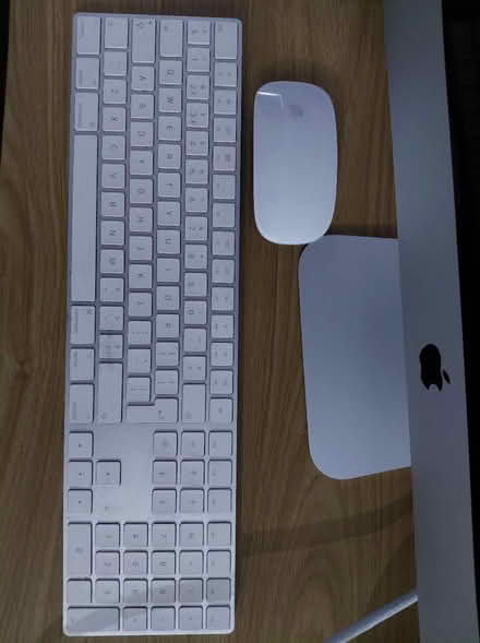 Photo of free Mid 2017 Imac (Haringay) #2