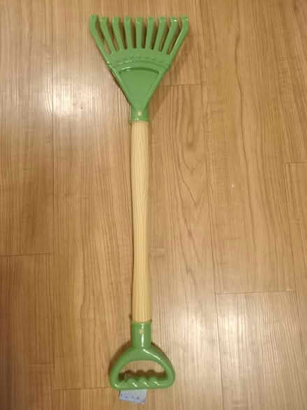 Photo of free Toy rake (Near Warden and Lawrence) #1