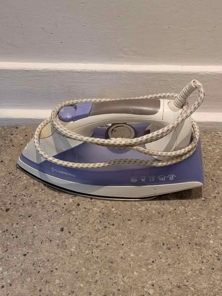 Photo of free Steam works steam iron (Broomridge FK7) #1