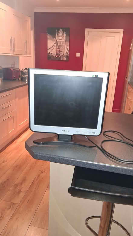 Photo of free philips computer monitor (Royal Leamington Spa CV32) #1