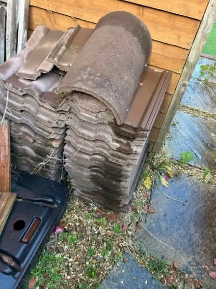 Photo of free Roof tiles (EX4) #1