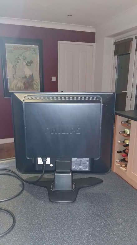 Photo of free philips computer monitor (Royal Leamington Spa CV32) #3
