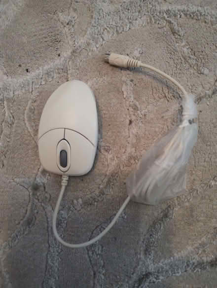 Photo of free Computer mouse PS/2? connection (Hornchurch RM12) #2