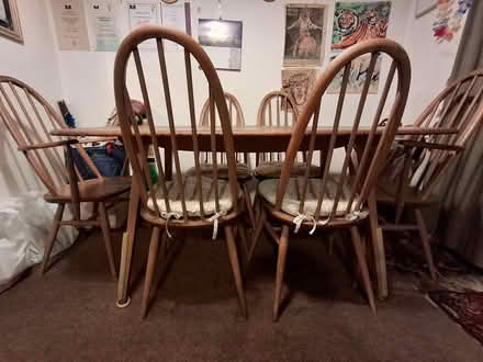 Photo of free Dining table with 6 chairs (BR5) #3