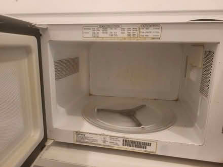 Photo of free High Powered Microwave (Near Downtown Ypsilanti) #1