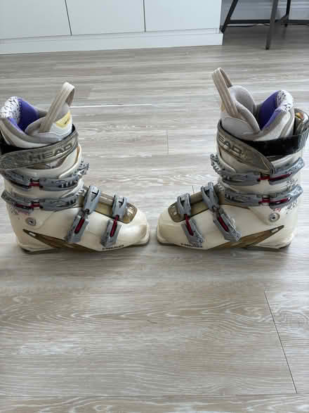 Photo of free Ski boots (Prince of Wales Steps TQ1) #1