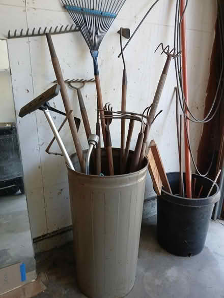Photo of free Garden tools and drain snake (Menlo park) #2