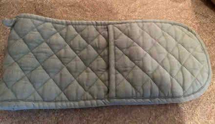 Photo of free Oven gloves (Woodford IG8) #1