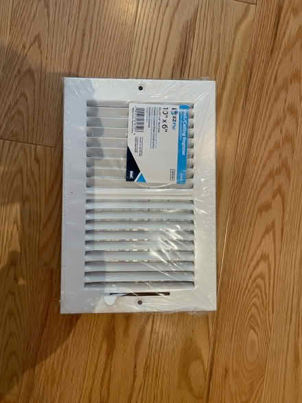 Photo of free 10x6 vent register (Dupont/Logan) #1