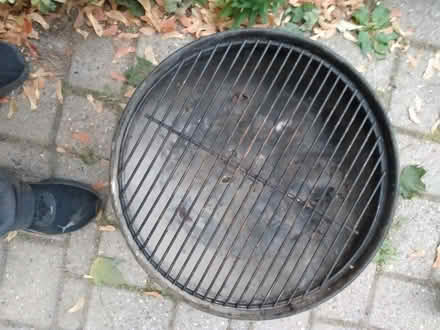 Photo of free BBQ grill (Near Baseline Rd. & Clyde Ave.) #1